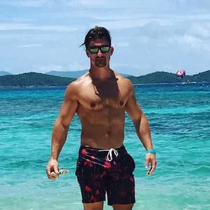 Meet your Posher, Zac